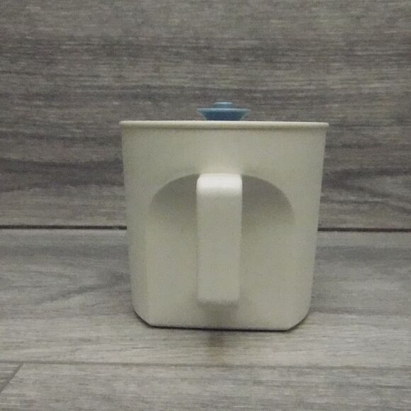 Vintage Tupperware Creamer Sugar Pitcher Food Storage Set Tea Bundle Beige Blue - Picture 4 of 16